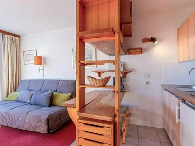 Cuisine ou kitchenette dans l'établissement Studio sud douillet skis aux pieds - 3 pers, La Daille, Val-d'Isère - FR-1-694-76