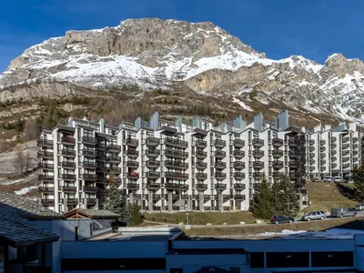Vue générale sur la montagne ou vue sur la montagne depuis l'appartement