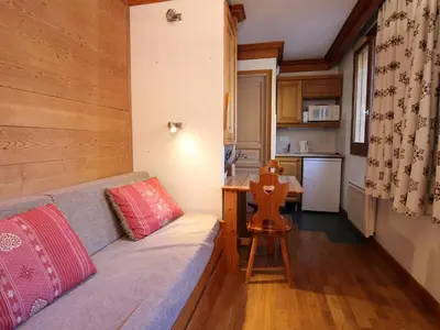 Cuisine ou kitchenette dans l'établissement Studio confort avec wifi près des pistes - FR-1-694-84