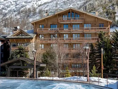 Vue générale sur la montagne ou vue sur la montagne depuis l'appartement