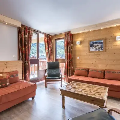 Appartement intime et confortable avec balcon sud à Val-d'Isère - FR-1-694-115