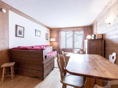Coin salon dans l'établissement Appartement 3 pièces avec WIFI et parking couvert à Val-d'Isère - FR-1-694-100