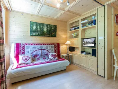 Un ou plusieurs lits dans un hébergement de l'établissement Appartement spacieux avec wifi, balcon Sud, parking, proche pistes - Val d'Isère - FR-1-694-112