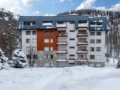 L'établissement Appartement spacieux avec wifi, balcon Sud, parking, proche pistes - Val d'Isère - FR-1-694-112 en hiver