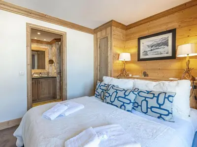 Un ou plusieurs lits dans un hébergement de l'établissement Prestigieux appartement de 140m² aux pieds des pistes, proche village enfants, Val-d'Isère - FR-1-694-114