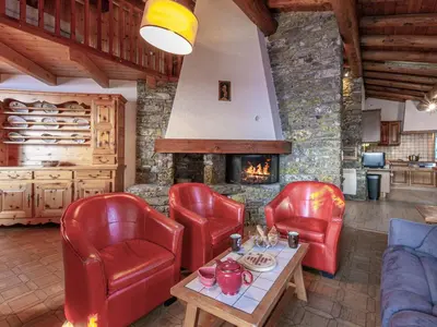 Coin salon dans l'établissement Appartement duplex montagnard au cœur de Val-d'Isère, près des pistes et commodités - FR-1-694-124