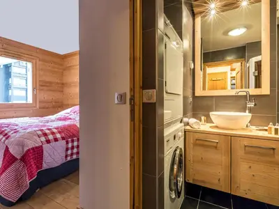 Un ou plusieurs lits dans un hébergement de l'établissement Appartement de standing avec Sauna au cœur de Val-d'Isère, 6 pers., WIFI - FR-1-694-132