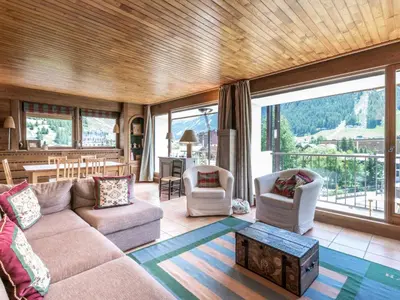 Vue générale sur la montagne ou vue sur la montagne depuis l'appartement