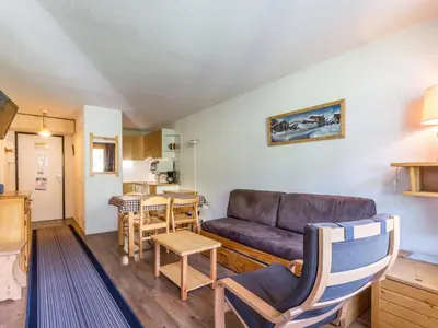 Coin salon dans l'établissement Appartement agréable au pied des pistes avec cuisine équipée - Animaux acceptés - FR-1-694-146