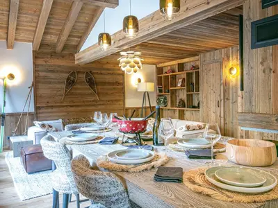 Coin salon dans l'établissement Bel appartement de standing dans résidence neuve au pied des pistes à Val-d'Isère - FR-1-694-155