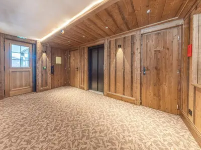 Plan de l'établissement Appartement haut de gamme avec Wifi, parking et balcon, au pied des pistes à Val-d'Isère - FR-1-694-151