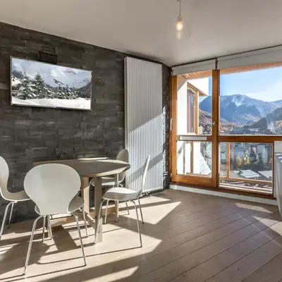 Appartement élégant contemporain avec balcon sud et wifi - FR-1-694-170