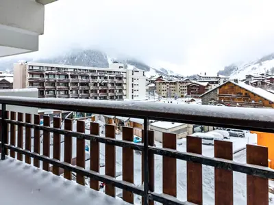 Vue générale sur la montagne ou vue sur la montagne depuis l'appartement