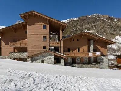 Vue générale sur la montagne ou vue sur la montagne depuis l'appartement