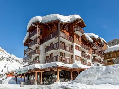 L'établissement Appartement contemporain de standing skis aux pieds, à proximité du village des enfants - Val d'Isère - FR-1-694-171 en hiver