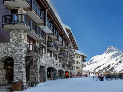 Vue générale sur la montagne ou vue sur la montagne depuis l'appartement