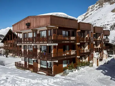 Vue générale sur la montagne ou vue sur la montagne depuis l'appartement