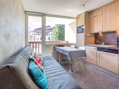 Cuisine ou kitchenette dans l'établissement Studio moderne avec parking couvert à 10 min du centre, balcon Sud/Est, non-fumeur, animaux acceptés - FR-1-694-191