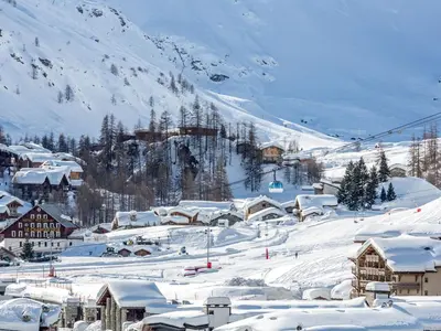 L'établissement Appartement spacieux pour 6, proche pistes et centre aquasportif à Val-d'Isère - FR-1-694-194 en hiver