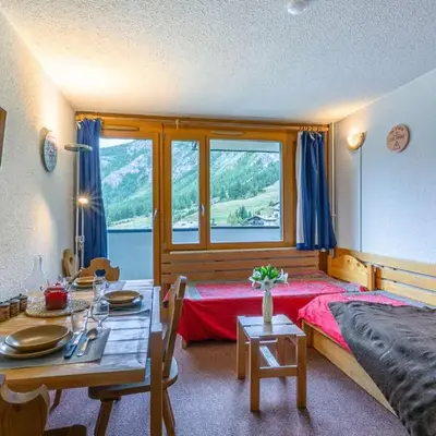 Studio sud au pied des pistes