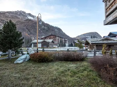 Vue générale sur la montagne ou vue sur la montagne depuis l'appartement