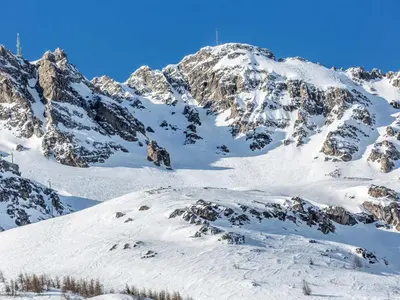 L'établissement Agréable 2P skis aux pieds avec parking couvert - FR-1-694-220 en hiver