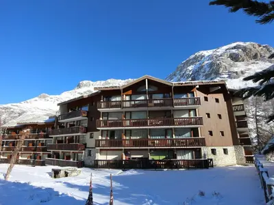 Vue générale sur la montagne ou vue sur la montagne depuis l'appartement