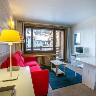 Studio charmant skis aux pieds