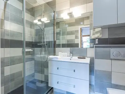 Plan de l'établissement Appartement de charme rénové avec belles prestations, au pied des pistes à Val-d'Isère - FR-1-694-228