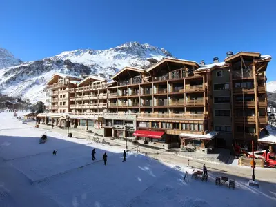 Vue générale sur la montagne ou vue sur la montagne depuis l'appartement