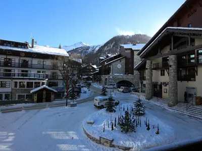 Vue générale sur la montagne ou vue sur la montagne depuis l'appartement