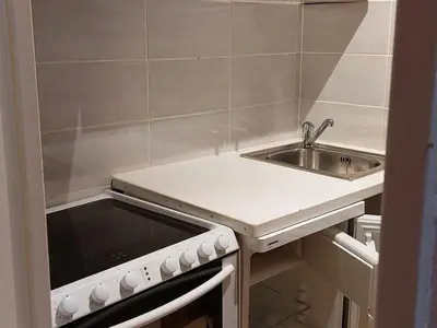 Cuisine ou kitchenette dans l'établissement Appartement rénové 2 pièces à Val-d'Isère, balcon, animaux acceptés - FR-1-694-241