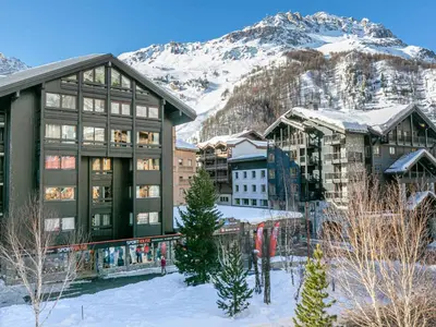 Vue générale sur la montagne ou vue sur la montagne depuis l'appartement