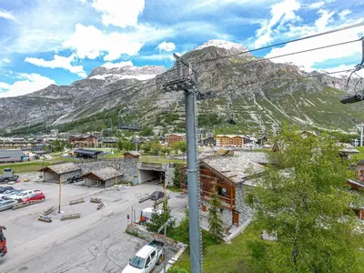 Vue générale sur la montagne ou vue sur la montagne depuis l'appartement