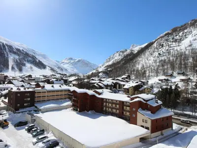 Vue générale sur la montagne ou vue sur la montagne depuis l'appartement