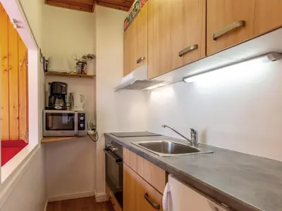 Cuisine ou kitchenette dans l'établissement Studio avec Wifi et animaux admis à Val-d'Isère - FR-1-694-264