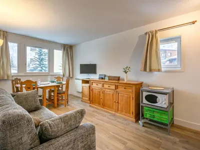 Cuisine ou kitchenette dans l'établissement Appartement skis aux pieds avec parking couvert et WiFi au cœur de Val d'Isère - FR-1-694-259