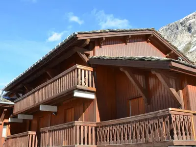 Vue générale sur la montagne ou vue sur la montagne depuis l'appartement