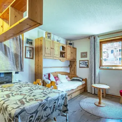 Charmant appartement avec WiFi et parking