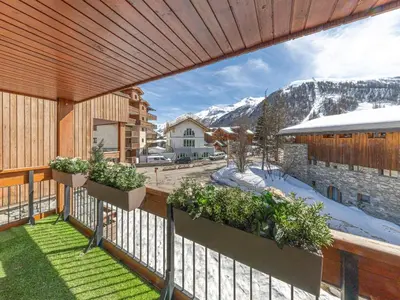 Vue générale sur la montagne ou vue sur la montagne depuis l'appartement