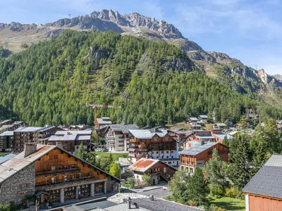 Vue générale sur la montagne ou vue sur la montagne depuis l'appartement
