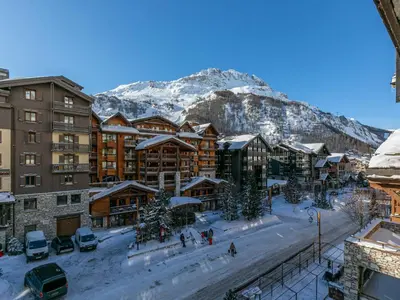 Vue générale sur la montagne ou vue sur la montagne depuis l'appartement