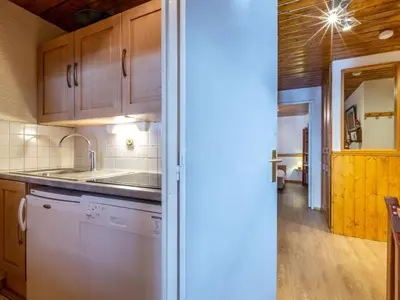 Plan de l'établissement Appartement 2 pièces avec balcon exposé sud, au cœur de Val-d'Isère et proche des pistes - FR-1-694-282