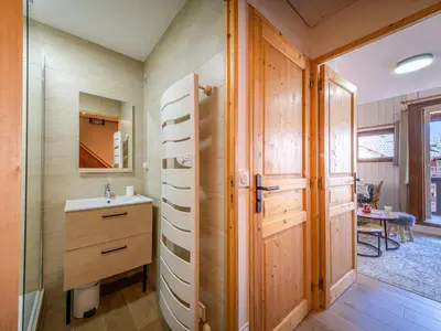 Plan de l'établissement Studio agréable avec mezzanine, balcon et proche commodités à Val-d'Isère - FR-1-694-296