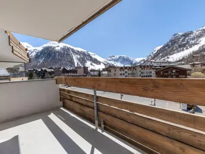 Vue générale sur la montagne ou vue sur la montagne depuis l'appartement