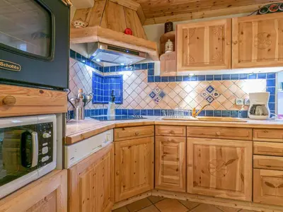 Plan de l'établissement Appartement confortable et bien équipé à Val-d'Isère avec parking et terrasse - FR-1-694-301