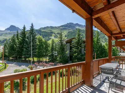 Vue générale sur la montagne ou vue sur la montagne depuis l'appartement