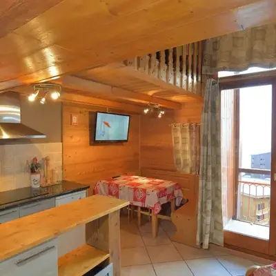 Studio calme avec balcon à Arc 2000