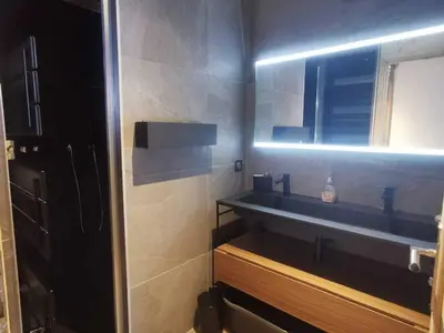 Plan de l'établissement Appartement rénové 3 pièces, 6/7 pers, balcon proche centre - FR-1-346-535