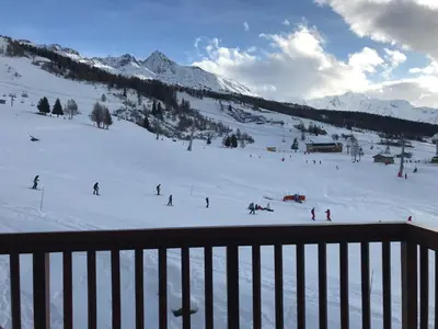 L'établissement Appartement avec balcon, jacuzzi, sauna, salle de fitness, 3 chambres, parking - FR-1-346-536 en hiver
